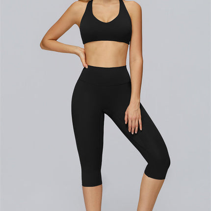 The FlexCore Capri Leggings
