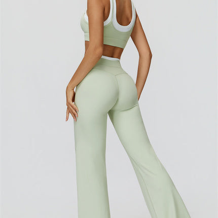 The Canyon Sports Bra Flared Leggings 2-Piece Set