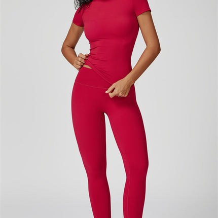 The Oasis T-shirt Leggings 2-Piece Set