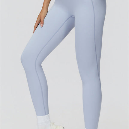 The Canyon Sports Bra Leggings 2-Piece Set