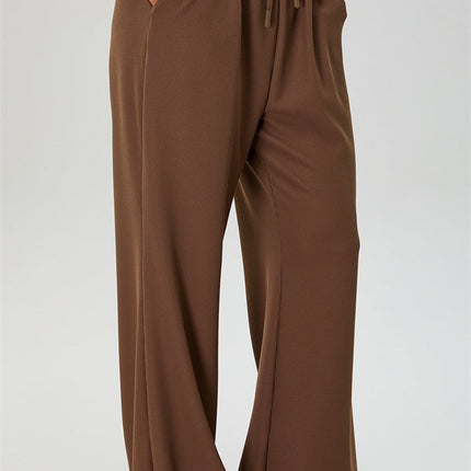 The Rush Off-shoulder T-shirt Sweatpants 2-Piece Set