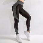 Black / M