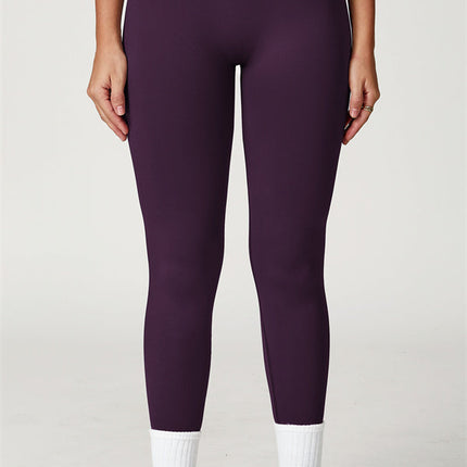 The Elara Sports Bra Leggings 2-Piece Set