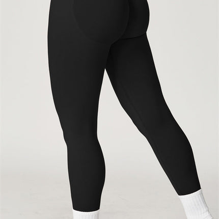 The Elara Sports Bra Leggings 2-Piece Set