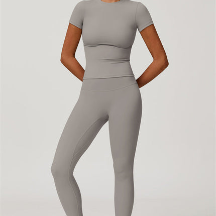 The Oasis T-shirt Leggings 2-Piece Set