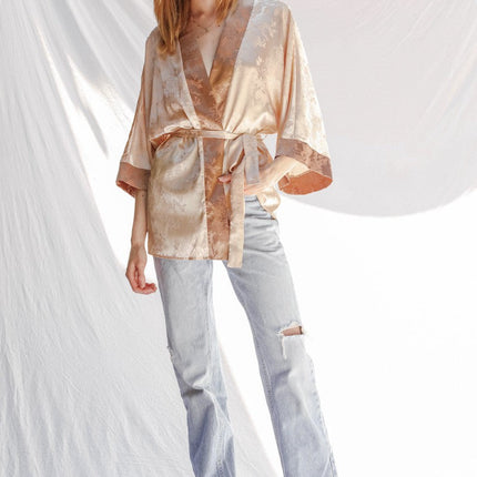 Tonal jacquard kimono