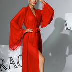 S / Red