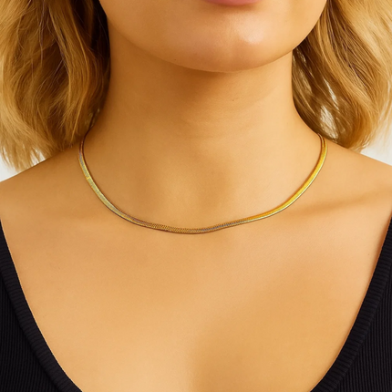 Snake Chain Necklace – Sleek and Timeless Elegance