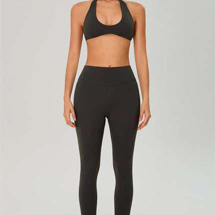 The Solid Sports Bra Leggings 2-Piece Set