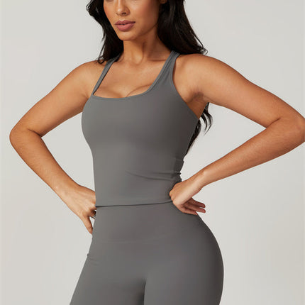 The Dynamic Crop Top Shorts 2-Piece Set