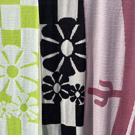 Novelty scarf
