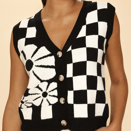 Checkered knit vest