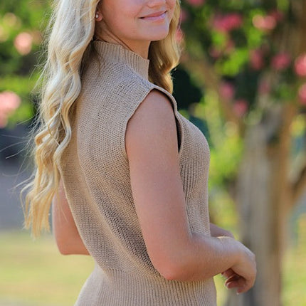 Cropped knit sleeveless sweater