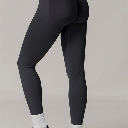 The Nova Luxe Sports Bra Leggings 2-Piece Set