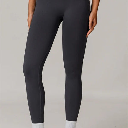The Nova Luxe Sports Bra Leggings 2-Piece Set