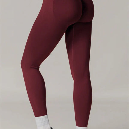 The Nova Luxe Sports Bra Leggings 2-Piece Set