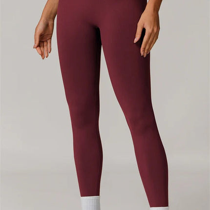 The Nova Luxe Sports Bra Leggings 2-Piece Set