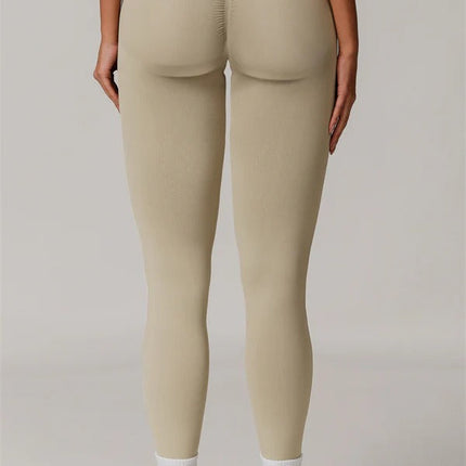 The Nova Luxe Sports Bra Leggings 2-Piece Set