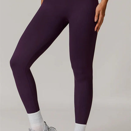 The Nova Luxe Sports Bra Leggings 2-Piece Set
