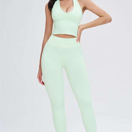 The Whim Sports Bra Leggings 2-Piece Set