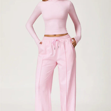 The Motion Crop Top Sweatpants 2-Piece Set