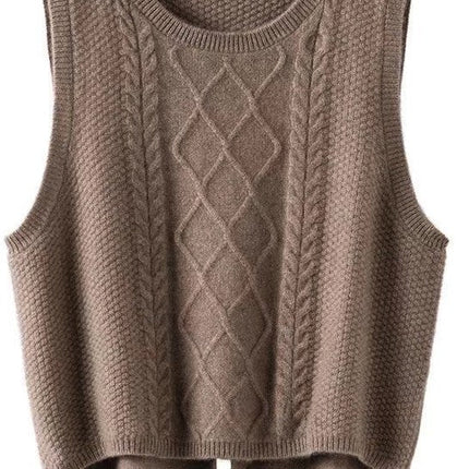 Cable Knit Slit Sweater Vest