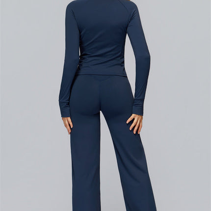 The FlexCore Flared Leggings