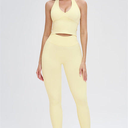 The Whim Sports Bra Leggings 2-Piece Set