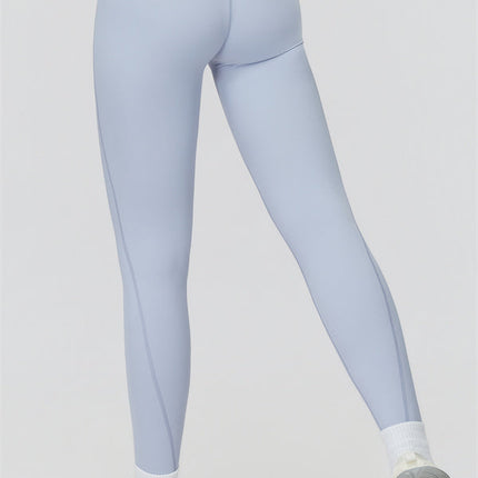 The Canyon Sports Bra Leggings 2-Piece Set