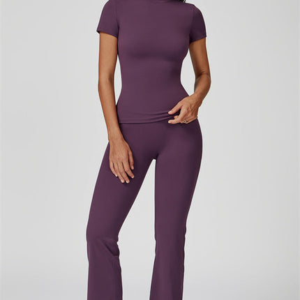 The Oasis T-shirt Flared Leggings 2-Piece Set