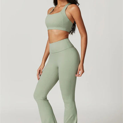 The Isabella Sports Bra Flares 2-Piece Set