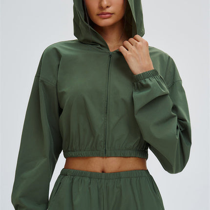 The Svelte UV protection Crop Hoodie Sweatpants 2-Piece Set