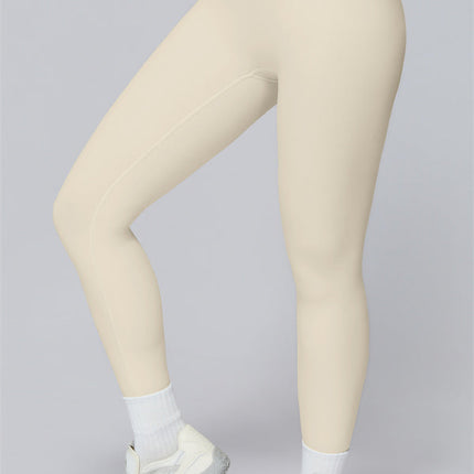 The Elle Form Sports Bra Leggings 2-Piece Set