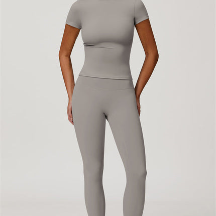 The Oasis T-shirt Leggings 2-Piece Set