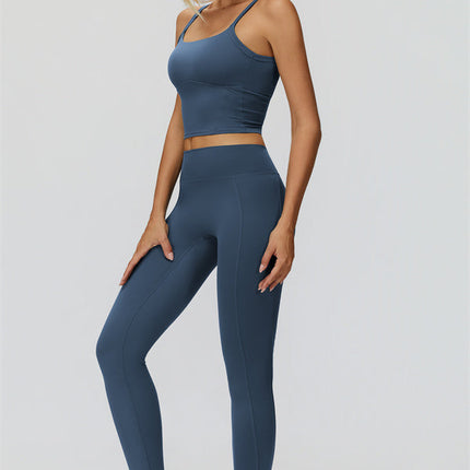 The Fyra Crop Tank Leggings 2-Piece Set