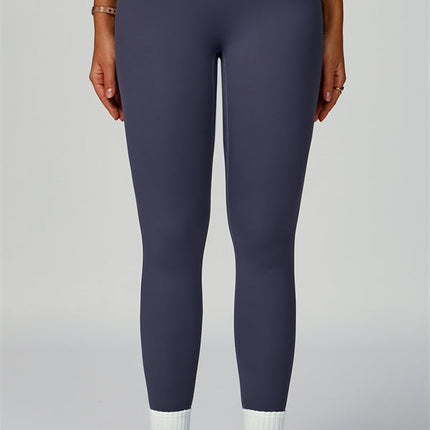 The Thrive Sports Bra Leggings 2-Piece Set