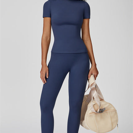 The Oasis T-shirt Leggings 2-Piece Set