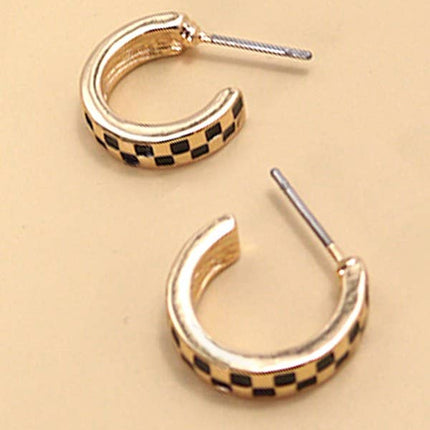 MINI CHECKER HOOP HUGGIE EARRINGS | 31E24864