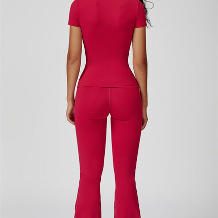 The Oasis T-shirt Flared Leggings 2-Piece Set