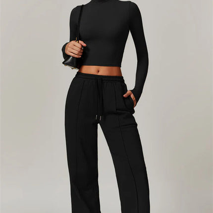 The Motion Crop Top Sweatpants 2-Piece Set