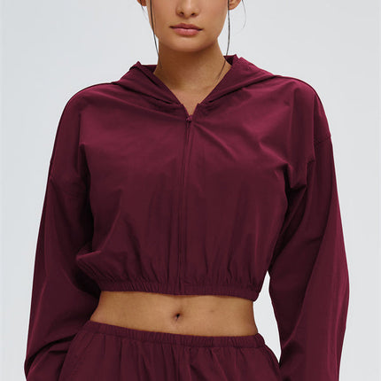 The Svelte UV protection Crop Hoodie Sweatpants 2-Piece Set