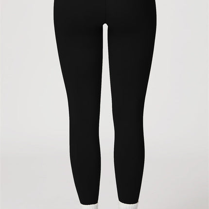 The Radiant Crop Top Leggings 2-Piece Set