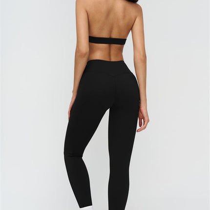 The BoldFit Sports Bra Leggings 2-Piece Set