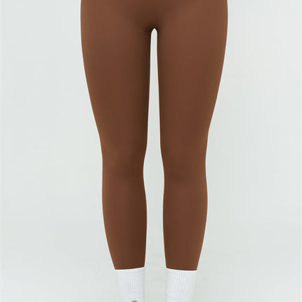 The Lushness Y-Back Sports Bra Leggings 2-Piece Set