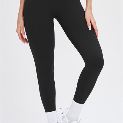 The Whim Sports Bra Leggings 2-Piece Set