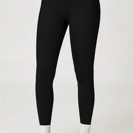 The Glacier Sports Bra Leggings 2-Piece Set