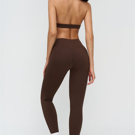 The BoldFit Sports Bra Leggings 2-Piece Set
