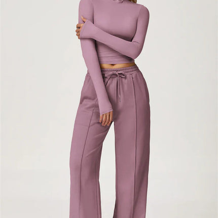 The Motion Crop Top Sweatpants 2-Piece Set