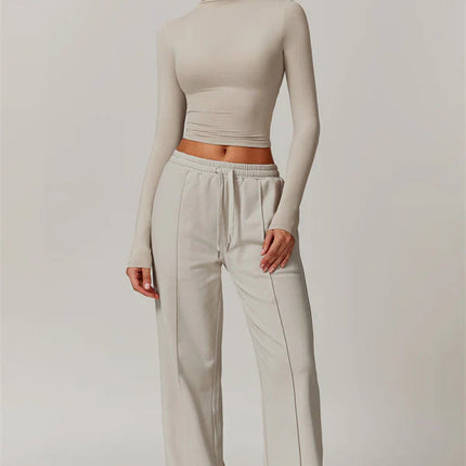 The Motion Crop Top Sweatpants 2-Piece Set