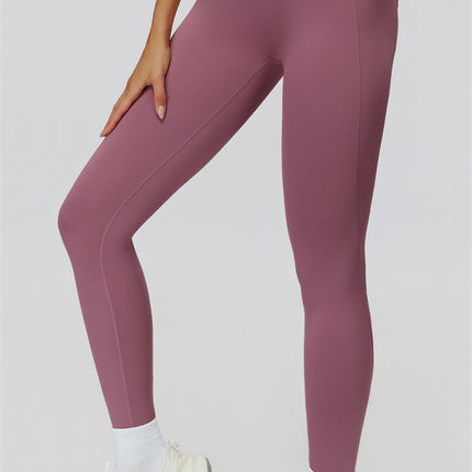 The Canyon Crop Tank Leggings 2-Piece Set